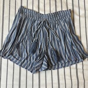 AE Women's Blue Striped Shorts